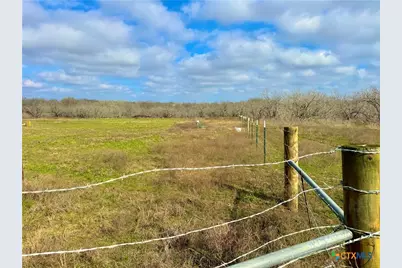 1118 Cr 447, Waelder, TX 78959 - Photo 10