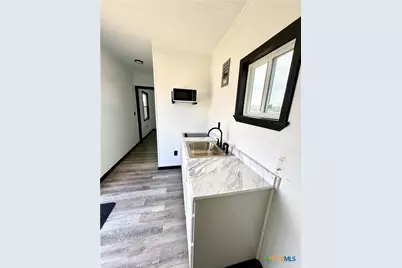 1118 Cr 447, Waelder, TX 78959 - Photo 22