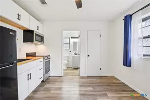 445 Granada Dr, New Braunfels, TX 78130 - Photo 24