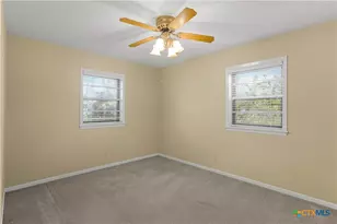 406 Blyth Rd, Victoria, TX 77904 - Photo 24