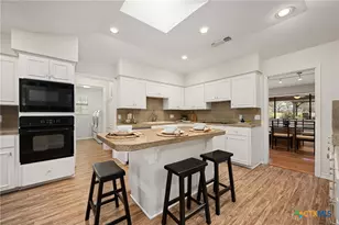 907 Vanguard St, Austin, TX 78734 - Photo 16