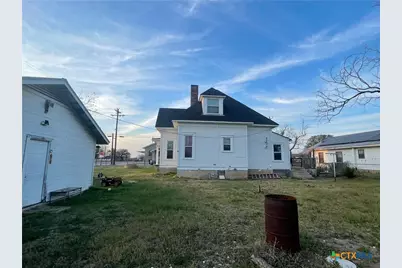 215 W Main Street, Lometa, TX 76853 - Photo 38