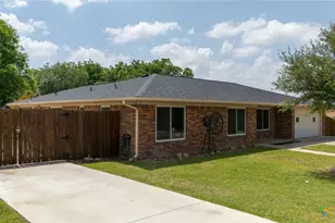308 Live Oak Dr, Harker Heights, TX 76548 - Photo 2