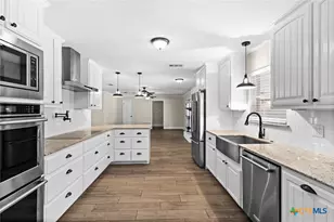 308 Live Oak Dr, Harker Heights, TX 76548 - Photo 4