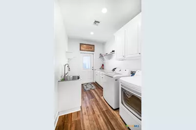 720 W Main Street, Port O'Connor, TX 77982 - Photo 18