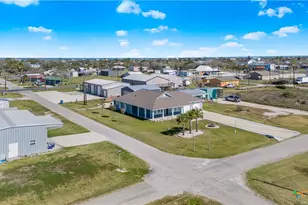 720 W Main St, Port O'Connor, TX 77982 - Photo 26