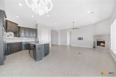 2725 Saddlehorn Drive, Seguin, TX 78155 - Photo 14