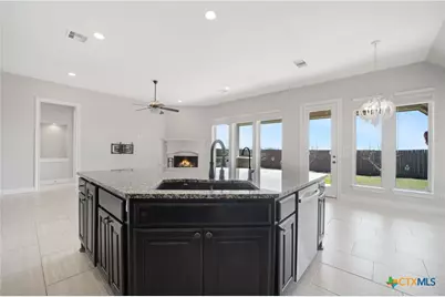 2725 Saddlehorn Drive, Seguin, TX 78155 - Photo 18