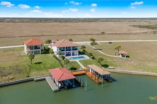 559 W Lago Loop Rd, Port O'Connor, TX 77982 - Photo 32