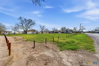 Tbd Phillips St @ W Grand Ave Street, Yoakum, TX 77995 - Photo 8