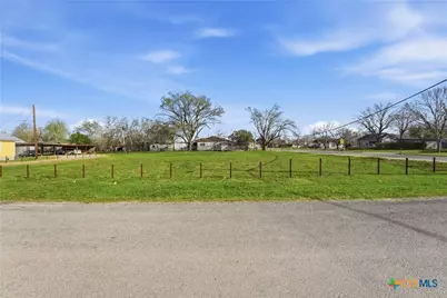 Tbd Phillips St @ W Grand Ave Street, Yoakum, TX 77995 - Photo 6