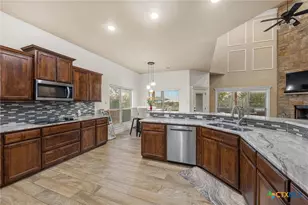 4601 Lucius Ln, Belton, TX 76513 - Photo 12