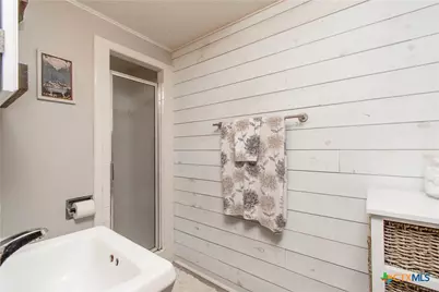 417 E 14th Avenue, Belton, TX 76513 - Photo 12