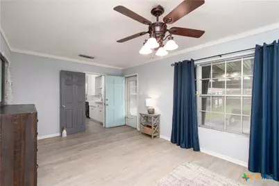 417 E 14th Avenue, Belton, TX 76513 - Photo 10