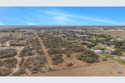 1032 Levi Sloan Road, Victoria, TX 77904 - Photo 20