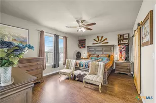 1032 Levi Sloan Rd, Victoria, TX 77904 - Photo 8