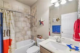 1032 Levi Sloan Rd, Victoria, TX 77904 - Photo 14