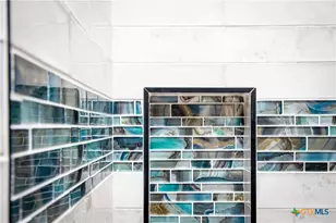 1106 Renee St, Seguin, TX 78155 - Photo 32