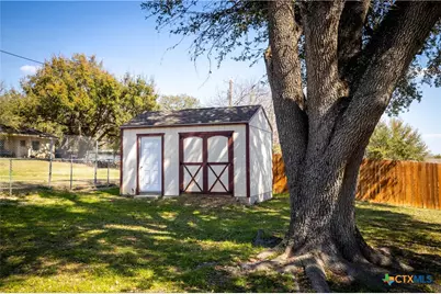 1106 Renee Street, Seguin, TX 78155 - Photo 38