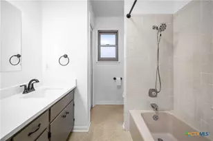 1106 Renee St, Seguin, TX 78155 - Photo 28