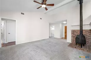 1106 Renee St, Seguin, TX 78155 - Photo 8