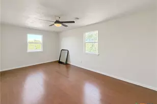 614 Red Oak Woods, Canyon Lake, TX 78133 - Photo 16