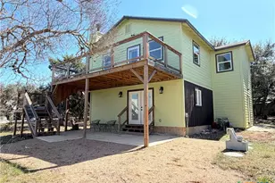 614 Red Oak Woods, Canyon Lake, TX 78133 - Photo 4