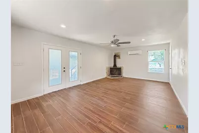 614 Red Oak Woods, Canyon Lake, TX 78133 - Photo 14