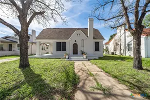 1008 E Main St, Gatesville, TX 76528 - Photo 2