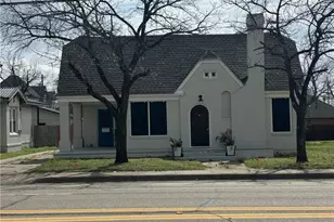 1008 E Main St, Gatesville, TX 76528 - Photo 1