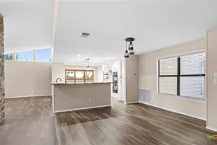 13035 E Tonne Dr, New Braunfels, TX 78132 - Photo 10