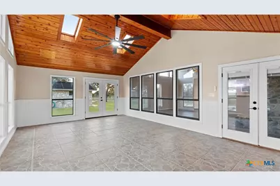 13035 E Tonne Drive, New Braunfels, TX 78132 - Photo 18