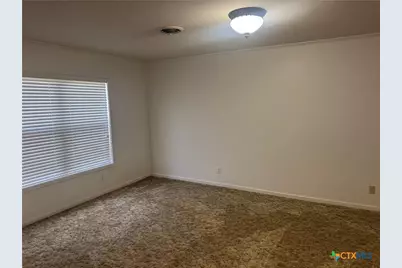1209 E Morgan Avenue, Cuero, TX 77954 - Photo 12