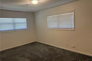 1209 E Morgan Ave, Cuero, TX 77954 - Photo 10