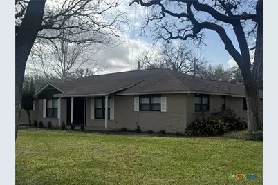 1209 E Morgan Avenue, Cuero, TX 77954 - Photo 2