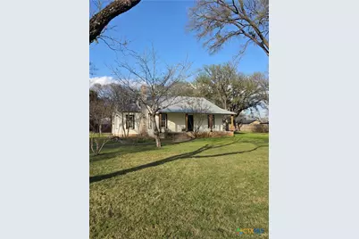 1001 N Penelope Street, Belton, TX 76513 - Photo 2