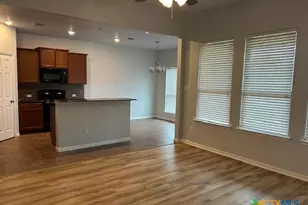 8107 Hawthorn, Temple, TX 76502 - Photo 6