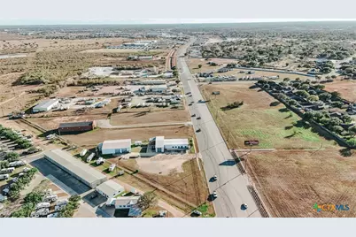 13102 N Navarro, Victoria, TX 77904 - Photo 6