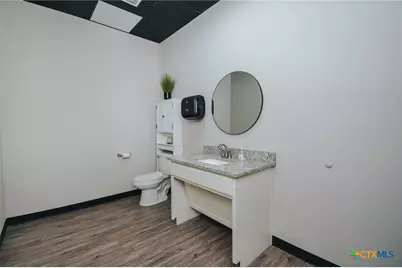 13102 N Navarro, Victoria, TX 77904 - Photo 20