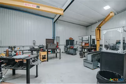 13102 N Navarro, Victoria, TX 77904 - Photo 44