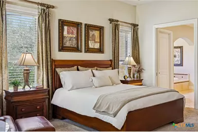 358 Mariposa Loop, New Braunfels, TX 78132 - Photo 20