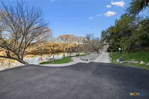 358 Mariposa Loop, New Braunfels, TX 78132 - Photo 32