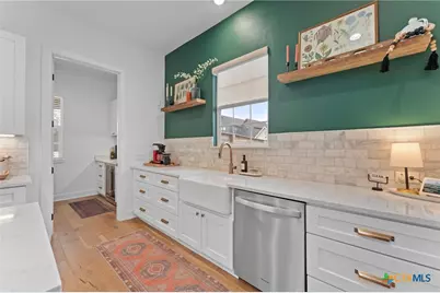 415 Alexander Avenue, New Braunfels, TX 78130 - Photo 18