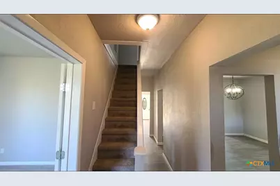 205 E Martin Luther King Jr Boulevard, Taylor, TX 76574 - Photo 10