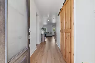 598 Summersweet Rd, New Braunfels, TX 78130 - Photo 4