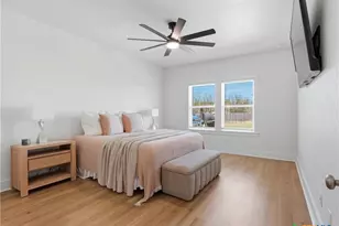 598 Summersweet Rd, New Braunfels, TX 78130 - Photo 16