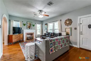 1106 S 11th St, Temple, TX 76504 - Photo 6