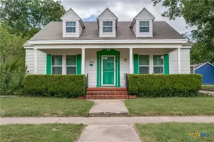 1106 S 11th St, Temple, TX 76504 - Photo 2