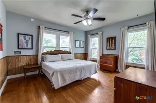 1106 S 11th St, Temple, TX 76504 - Photo 16