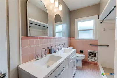 1106 S 11th Street, Temple, TX 76504 - Photo 18